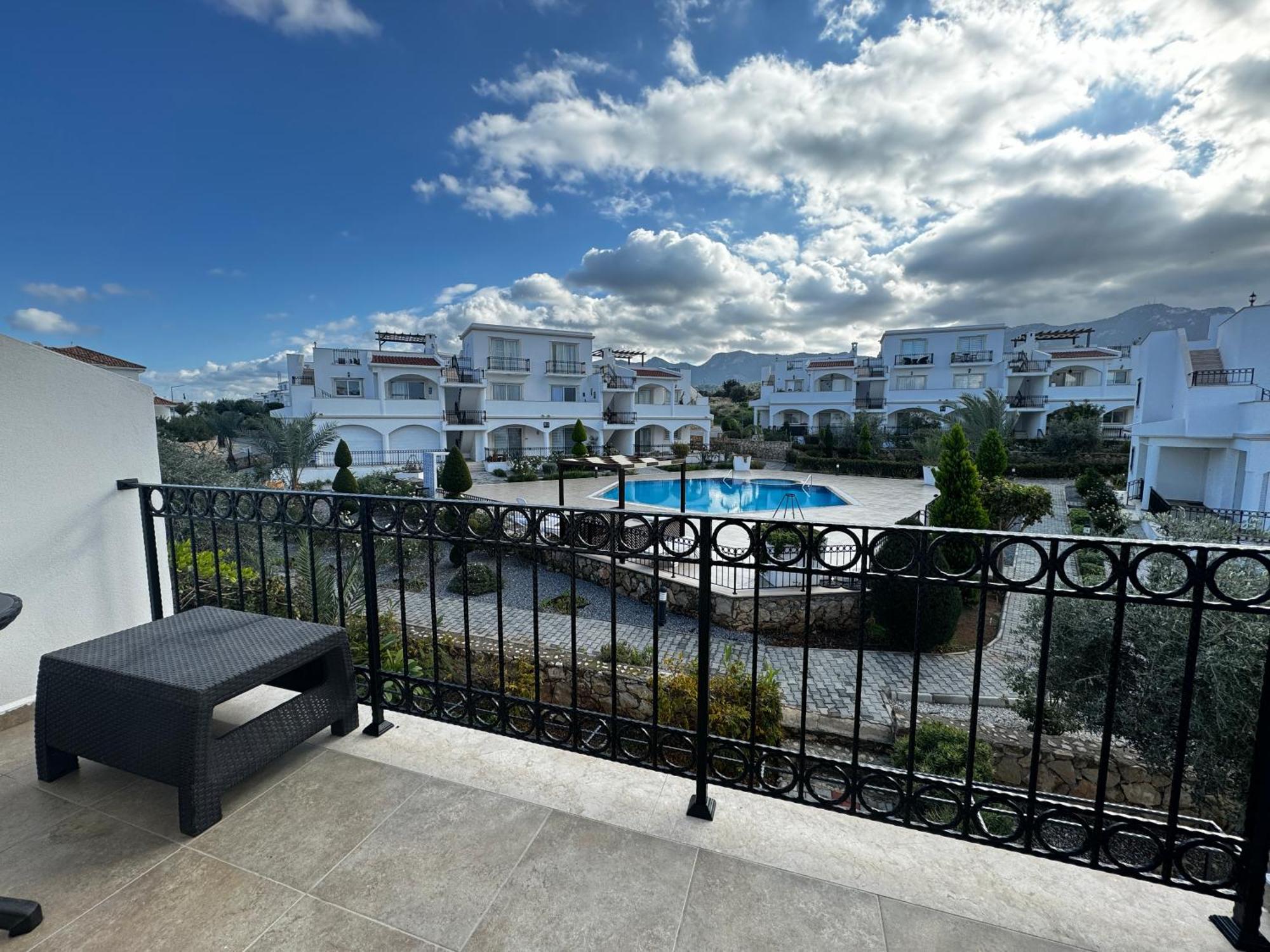 Carrington Holidays Kyrenia  Eksteriør billede