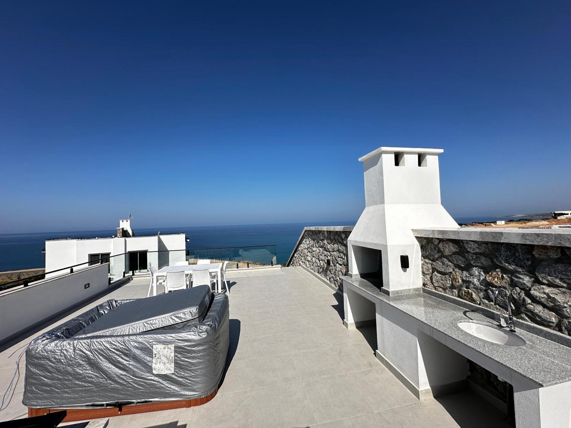 Carrington Holidays Kyrenia  Eksteriør billede