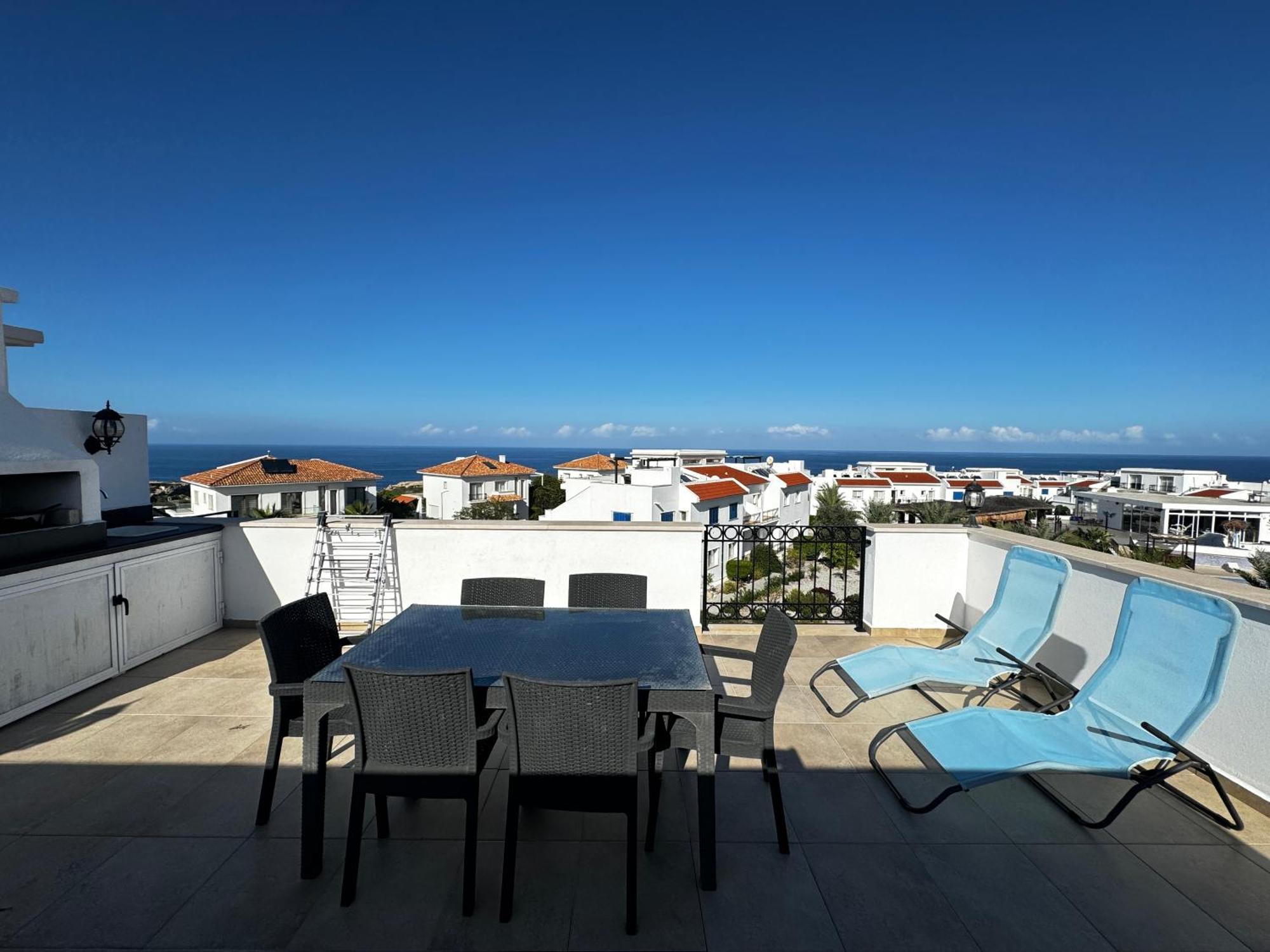 Carrington Holidays Kyrenia  Eksteriør billede